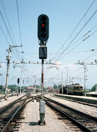 Glavni signal Glavni signal